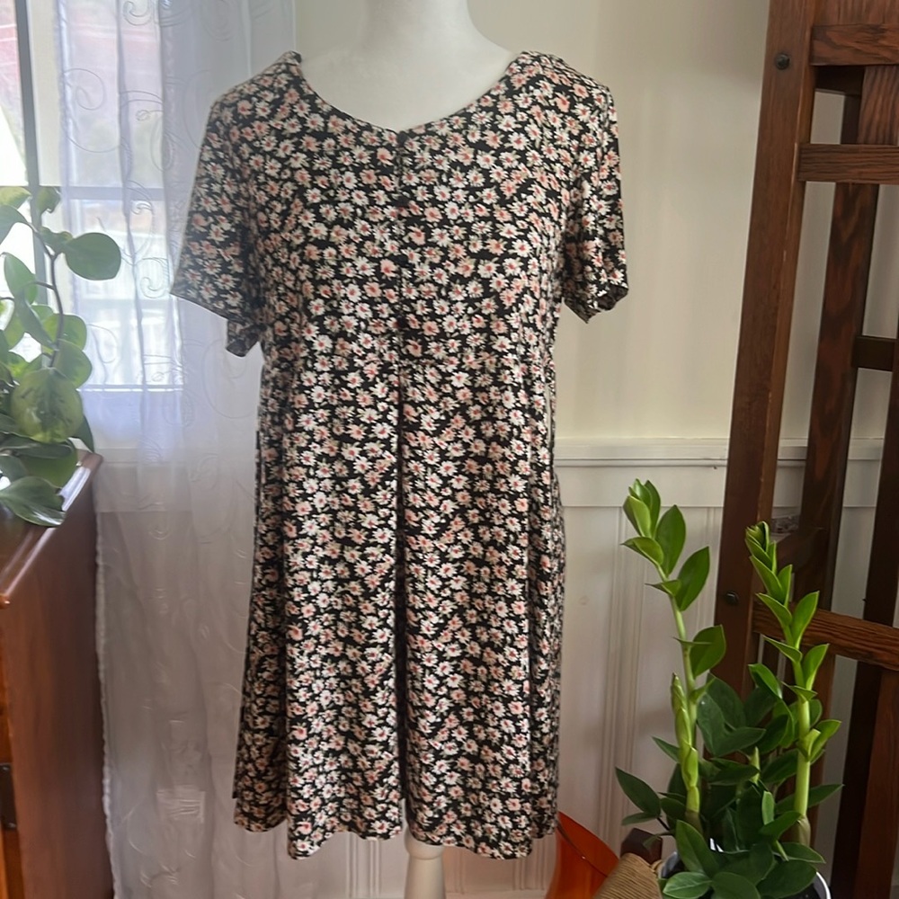 Lauren Brooke Vintage  100% Rayon Floral Romper